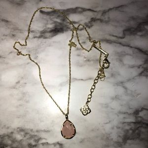 Kendra Scott necklace